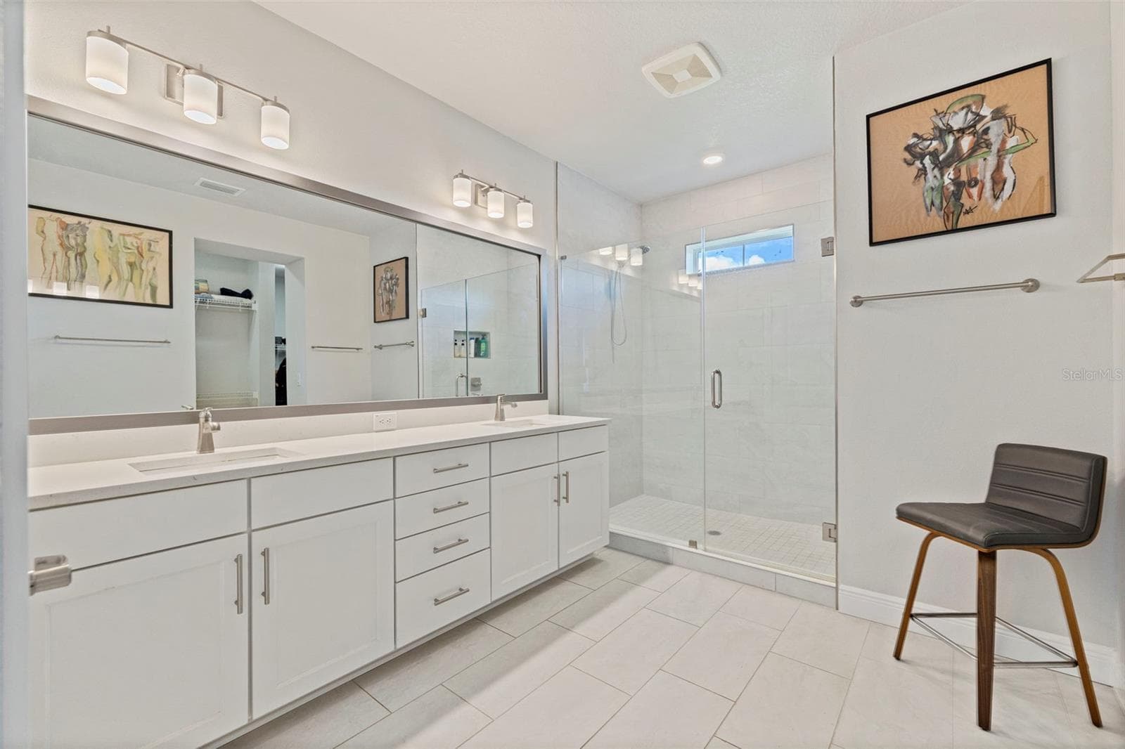 Huge Primary Bath Walk In Shower. - 4626 10TH AVE N, ST PETERSBURG