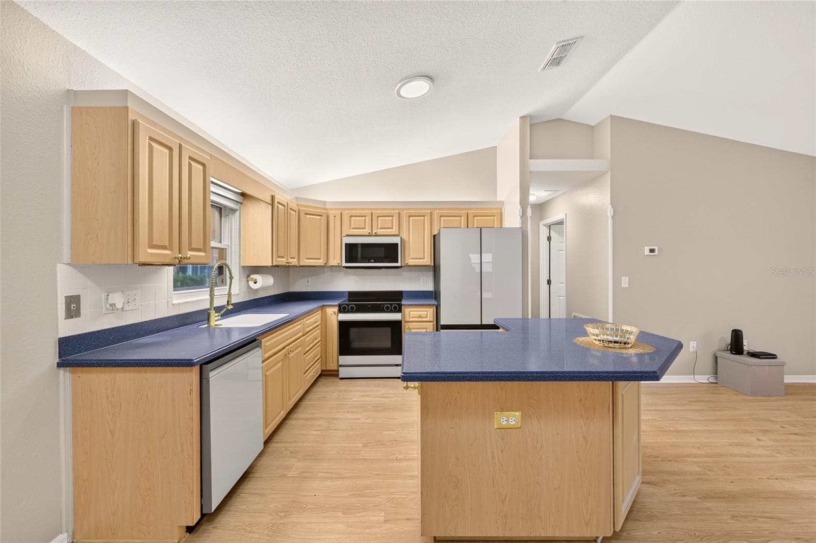 Single Family Residence at 11661 SW 137TH LOOP, DUNNELLON, photo 16 of 83