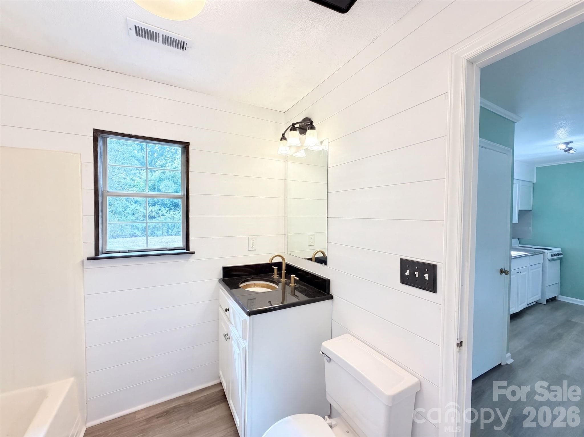 Single Family Residence at 117 Robinson Avenue, Matthews, photo 15 of 21