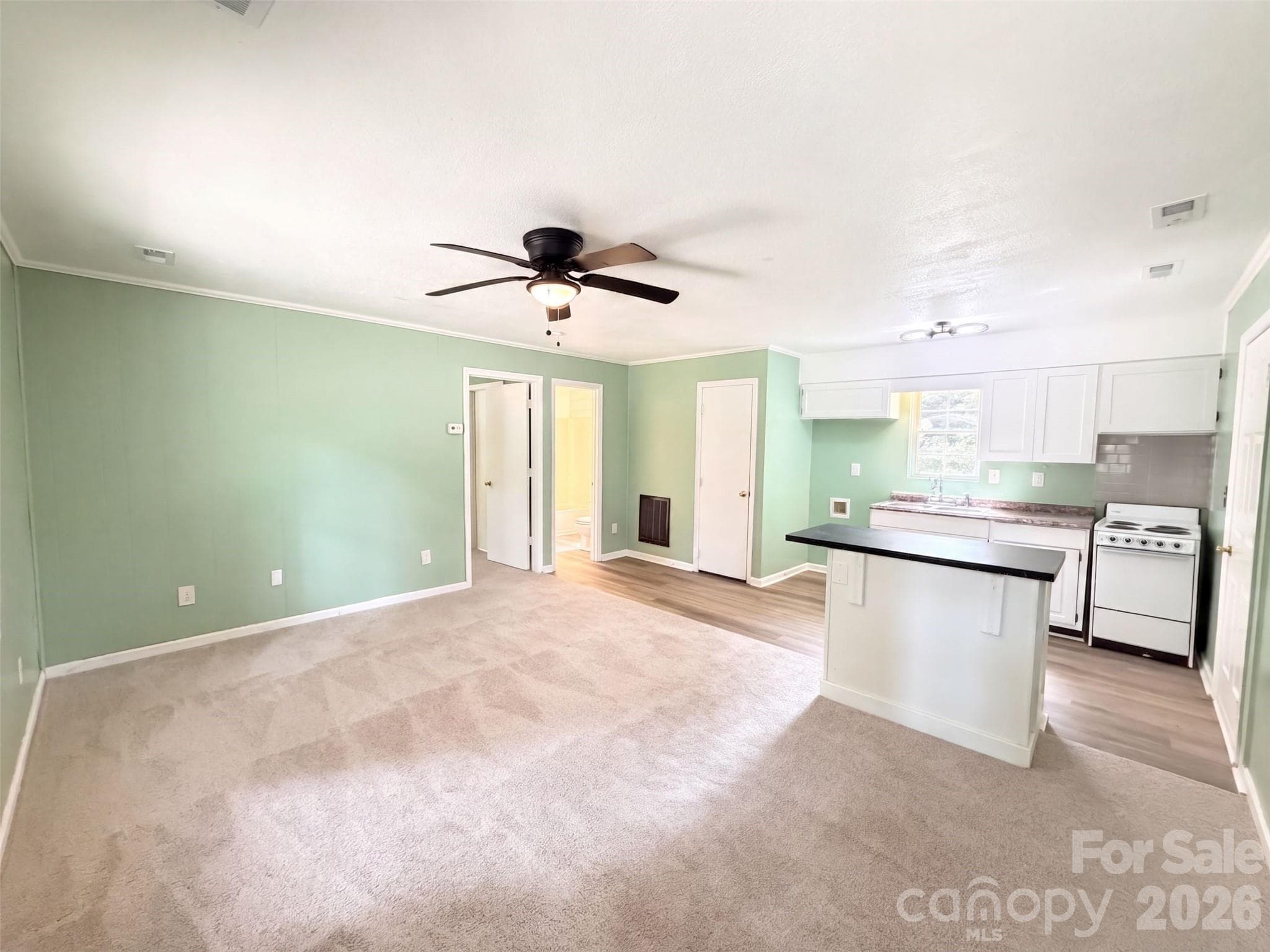 Single Family Residence at 117 Robinson Avenue, Matthews, photo 16 of 21