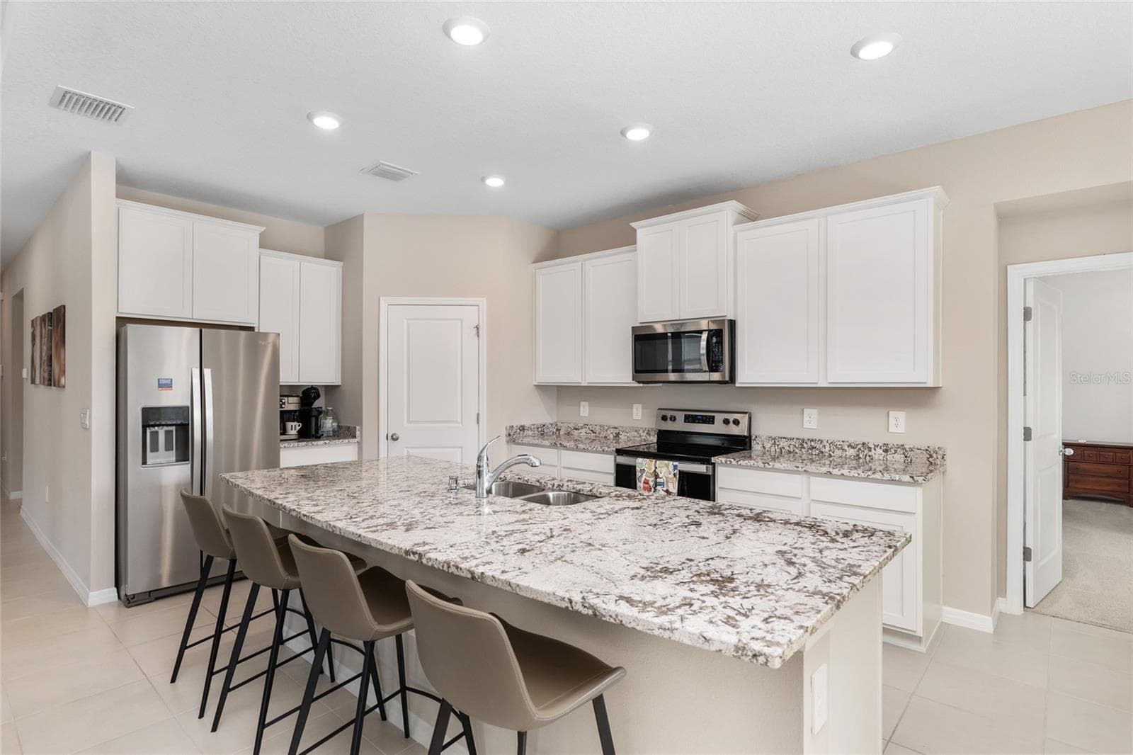 KITCHEN - 4940 NW 39TH LOOP, OCALA