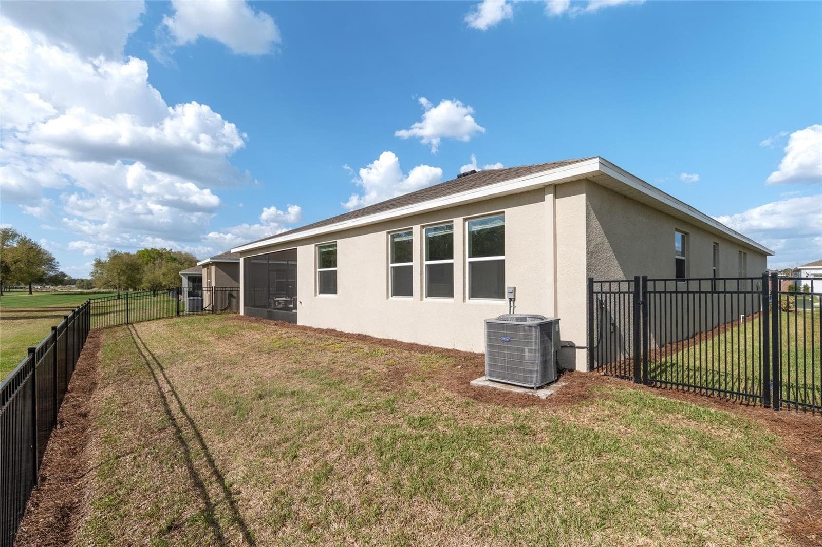 BACKYARD - 4940 NW 39TH LOOP, OCALA