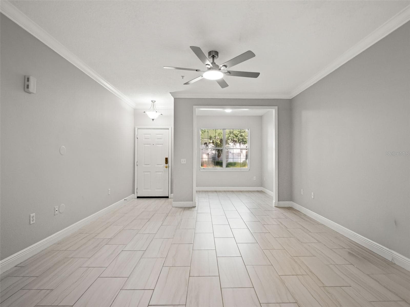 Foyer - 431 SOUTHERN PECAN CIR #101, WINTER GARDEN