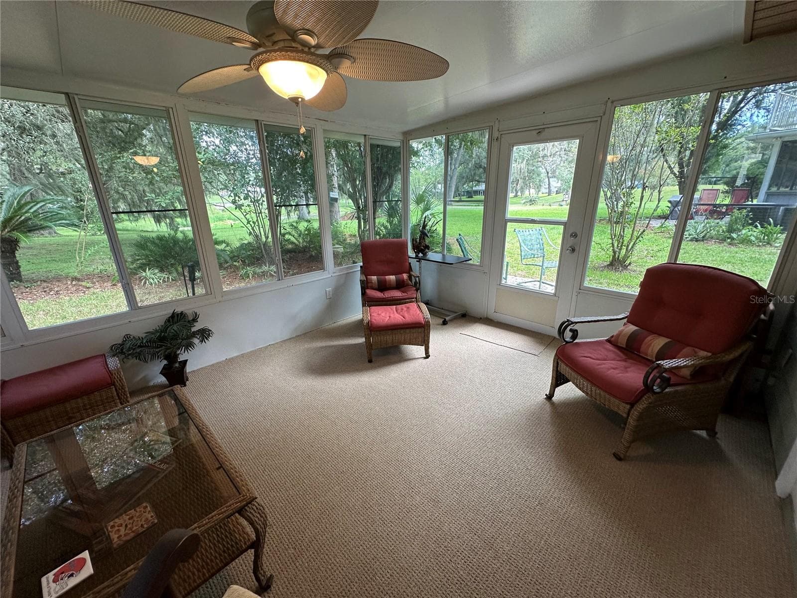 Enclosed porch - 11793 CREEK DR, ALACHUA