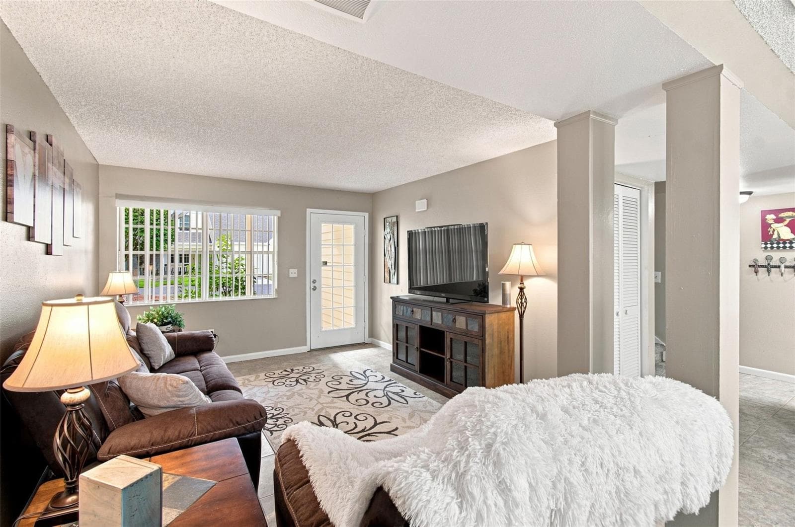 Condominium at 1356 BIG PINE DR #1356, VALRICO, photo 9 of 91