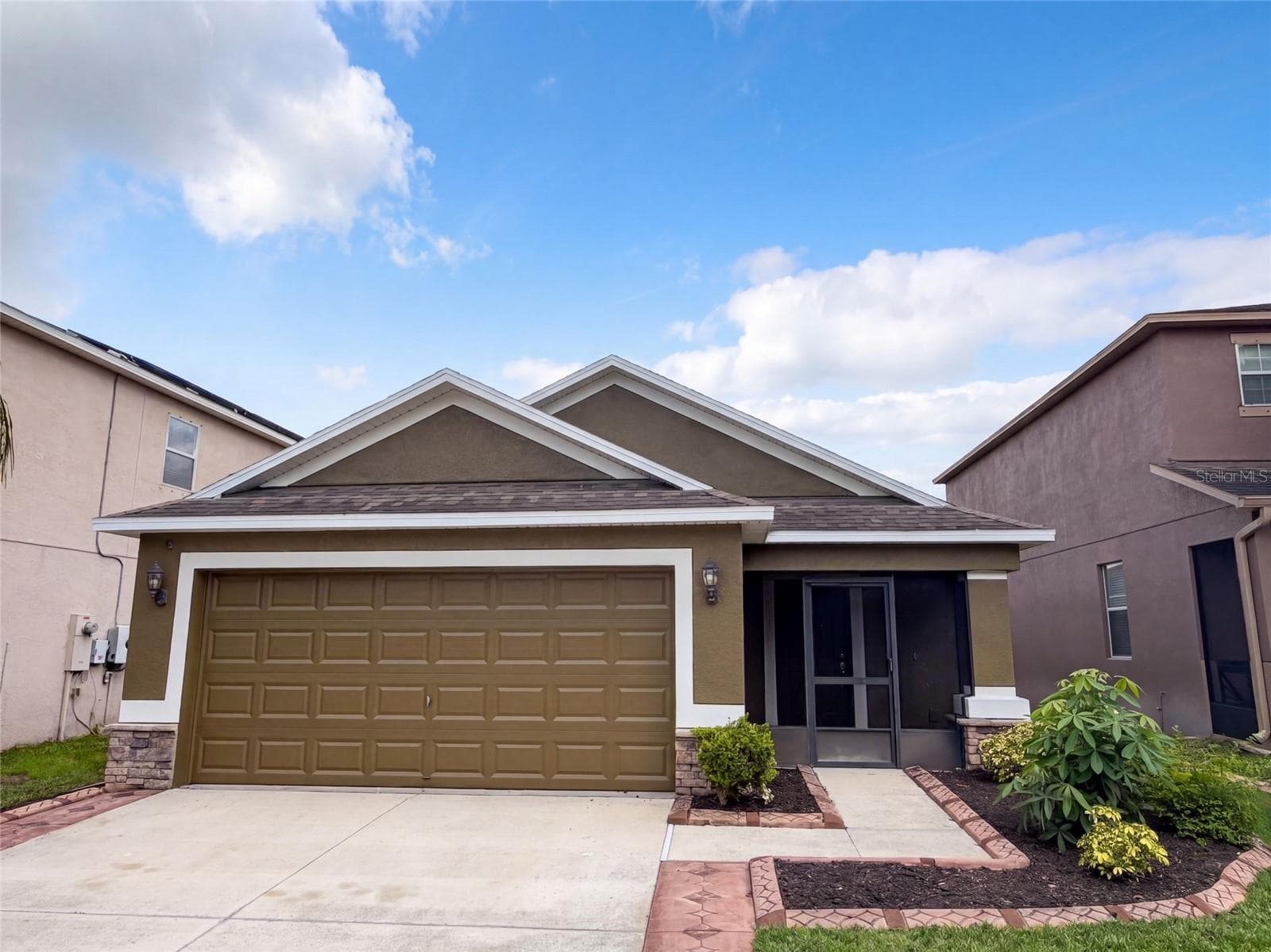 Single Family Residence at 10418 WHITE PEACOCK PL, RIVERVIEW