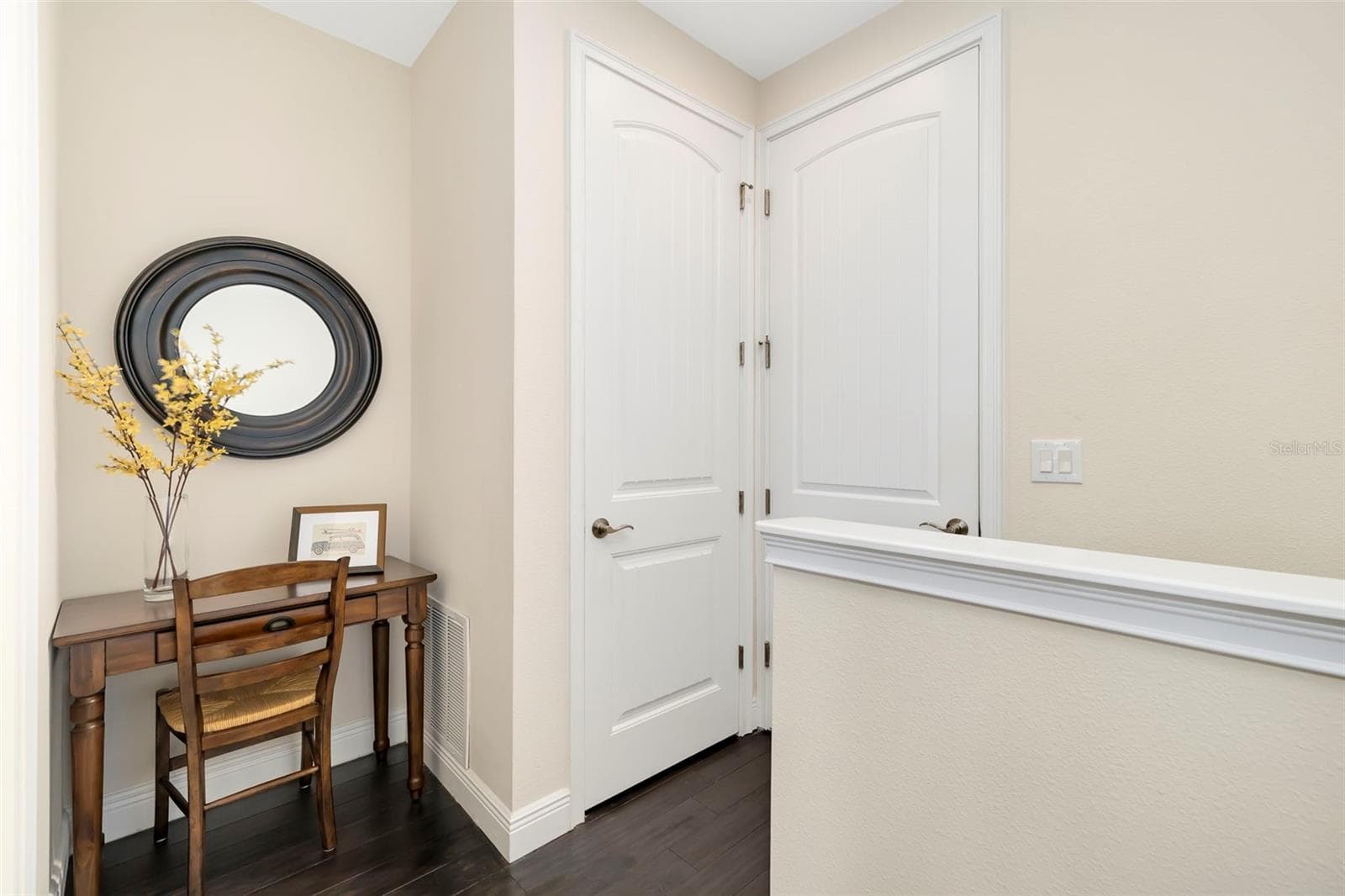 Entry to 3rd Bedroom a large private area with a full bathroom - 3616 PITCH LN, SARASOTA