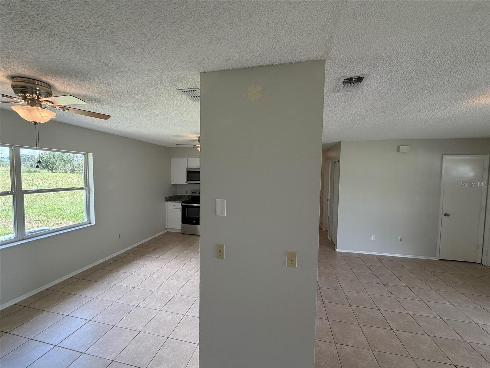 Single Family Residence at 1262 PADGETT CIR, LADY LAKE, photo 7 of 23