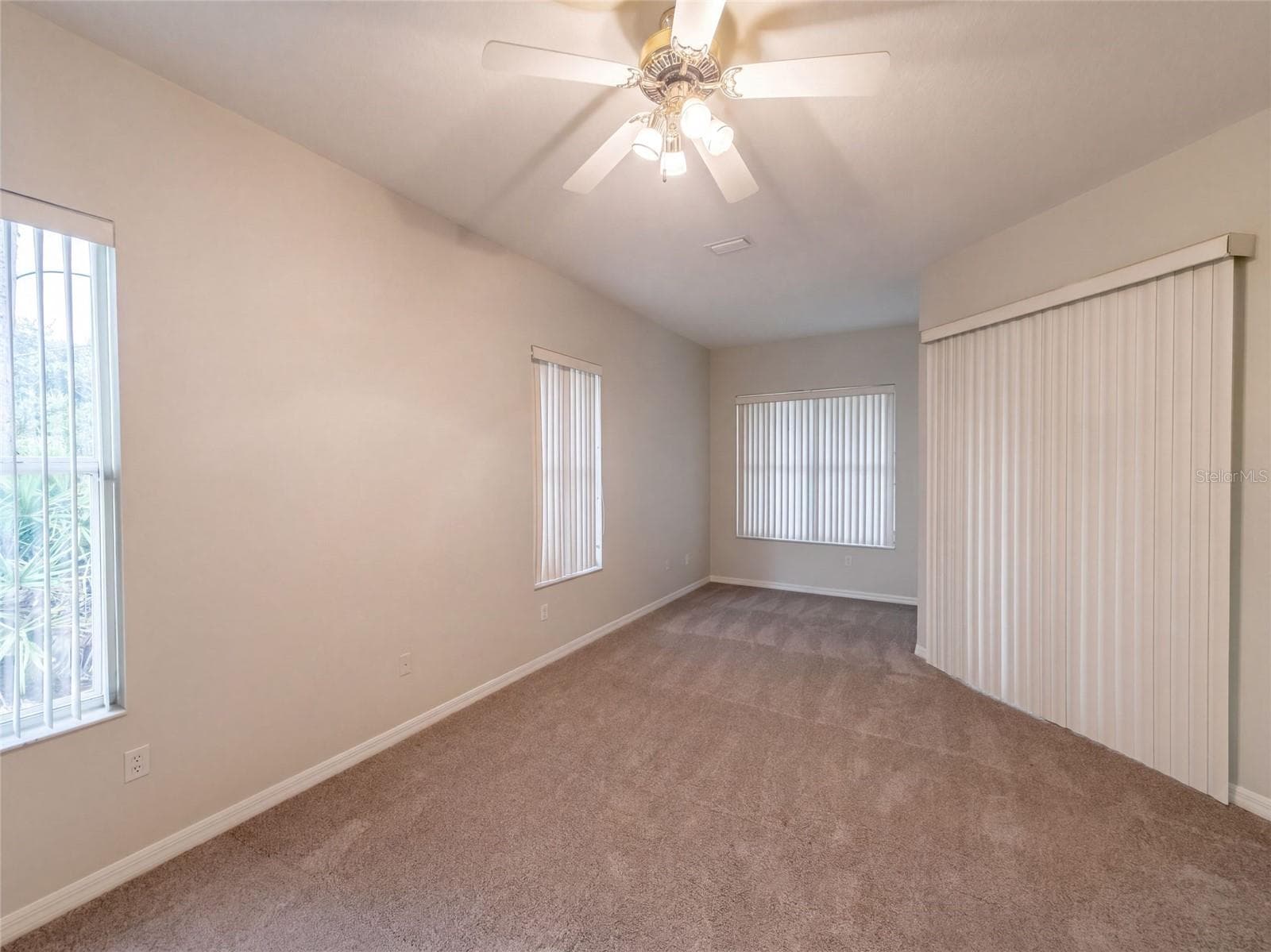 Single Family Residence at 27 RUSSMAN LN, PALM COAST, photo 12 of 24