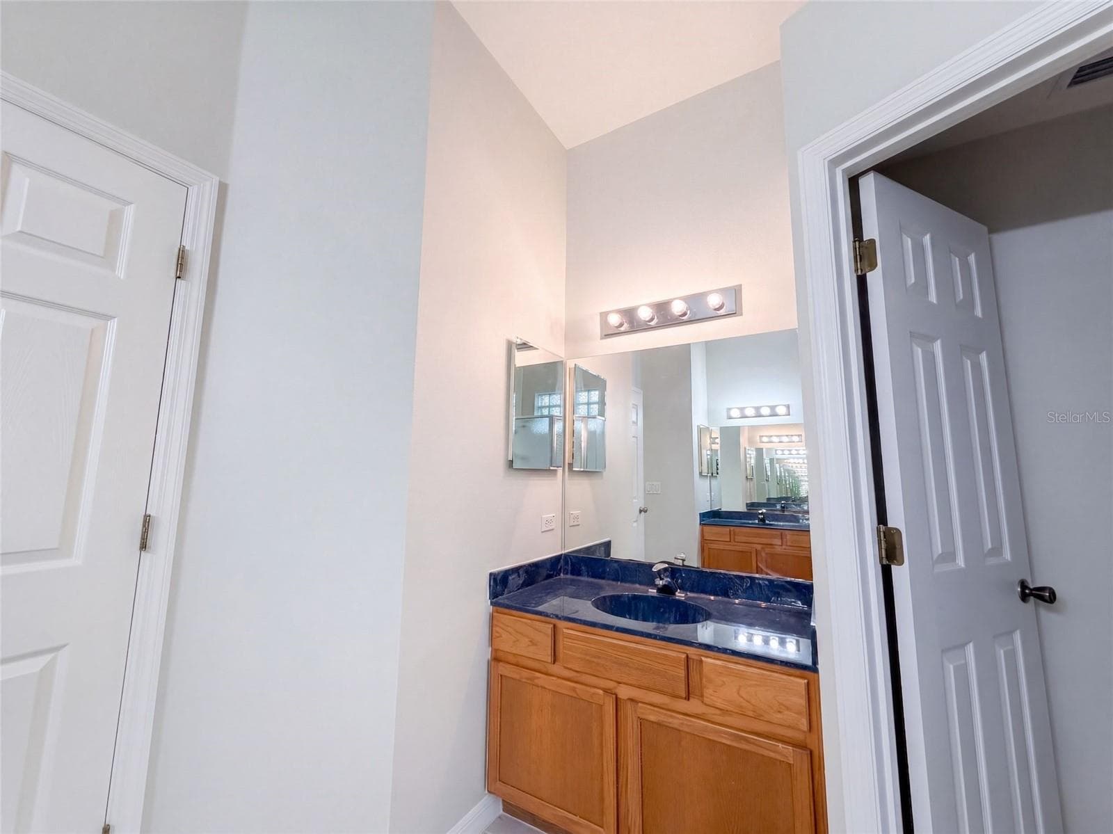 Single Family Residence at 27 RUSSMAN LN, PALM COAST, photo 20 of 24