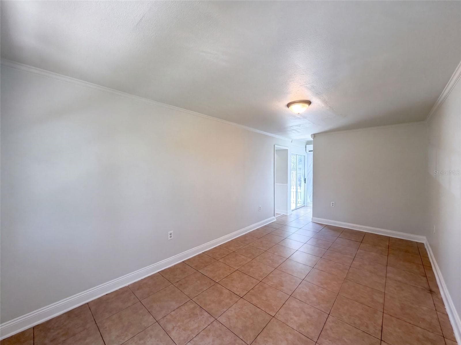 Single Family Residence at 3225 CLEVELAND HEIGHTS BLVD, LAKELAND, photo 9 of 18