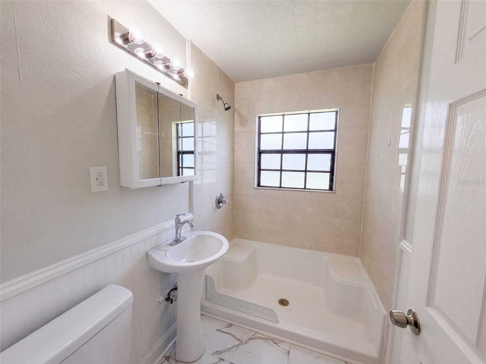 Single Family Residence at 3225 CLEVELAND HEIGHTS BLVD, LAKELAND, photo 13 of 18
