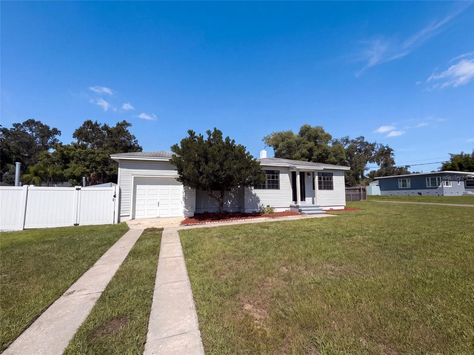 Single Family Residence at 3225 CLEVELAND HEIGHTS BLVD, LAKELAND, photo 15 of 18