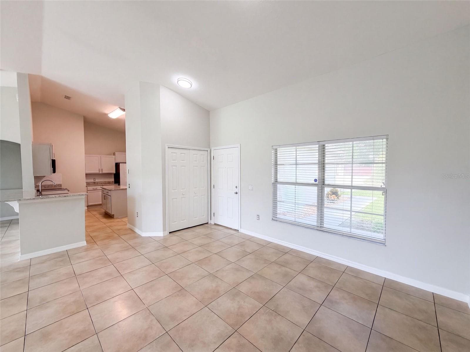 Single Family Residence at 3508 YACHT CLUB CT, KISSIMMEE, photo 6 of 39
