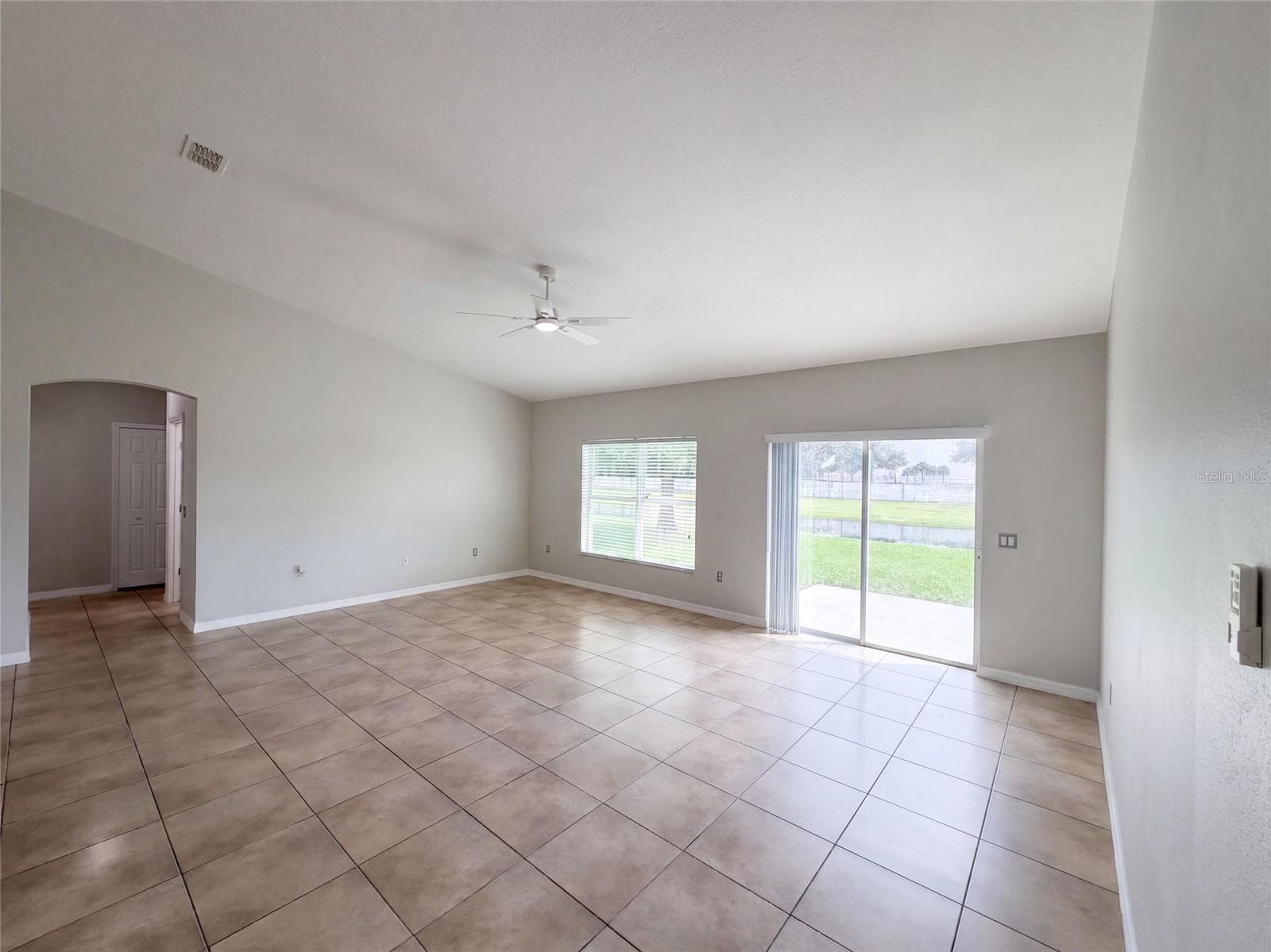 Single Family Residence at 3508 YACHT CLUB CT, KISSIMMEE, photo 11 of 39