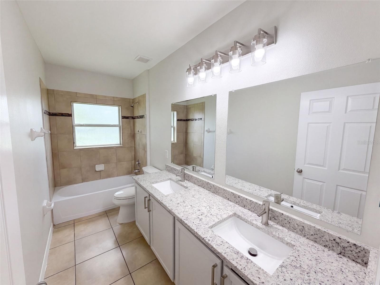 Single Family Residence at 3508 YACHT CLUB CT, KISSIMMEE, photo 24 of 39