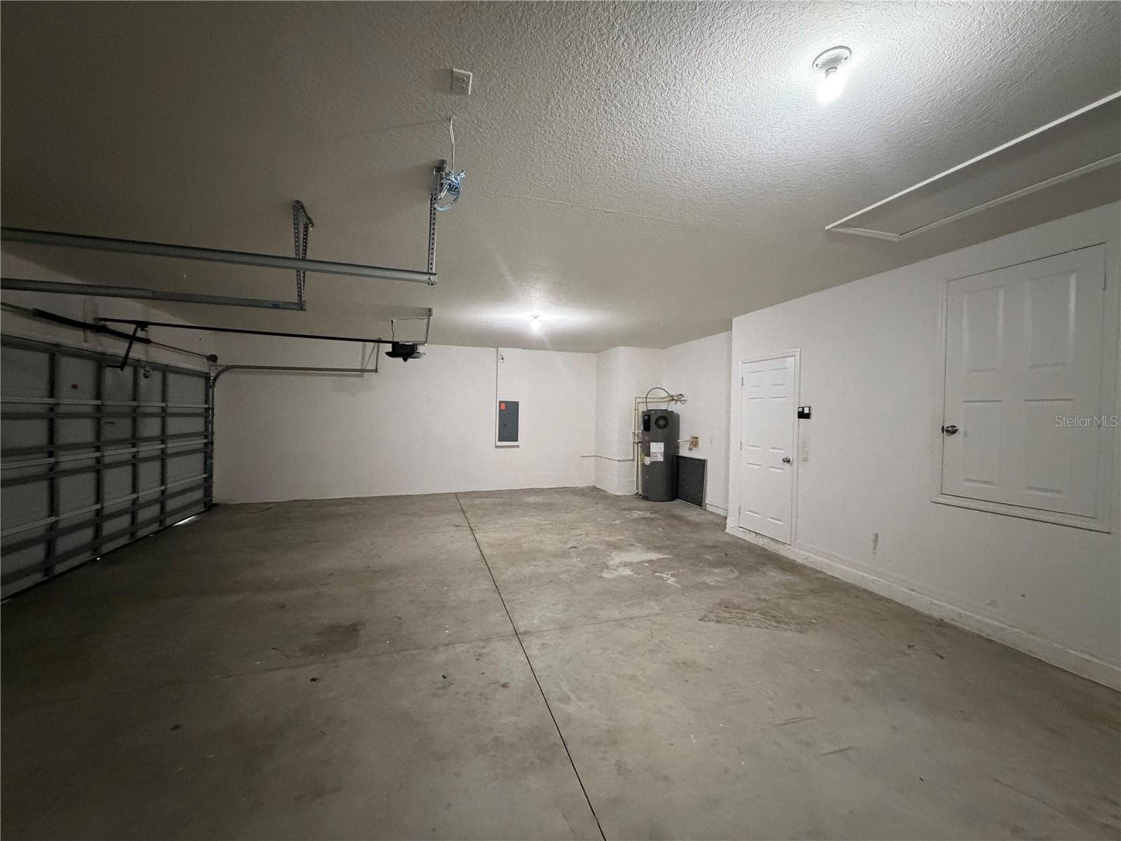 Single Family Residence at 3508 YACHT CLUB CT, KISSIMMEE, photo 27 of 39