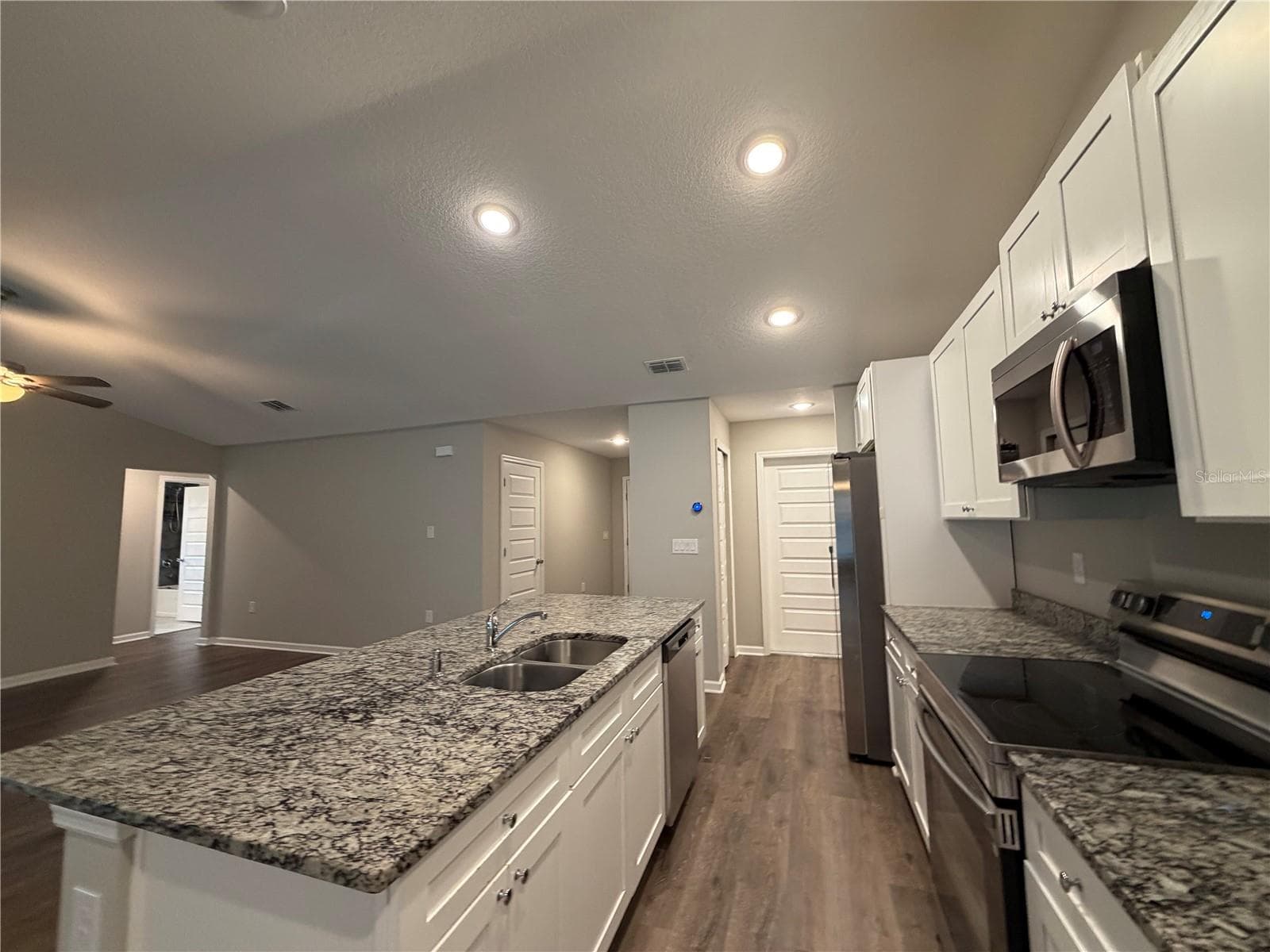 Single Family Residence at 5315 SE 91ST ST, OCALA, photo 6 of 26
