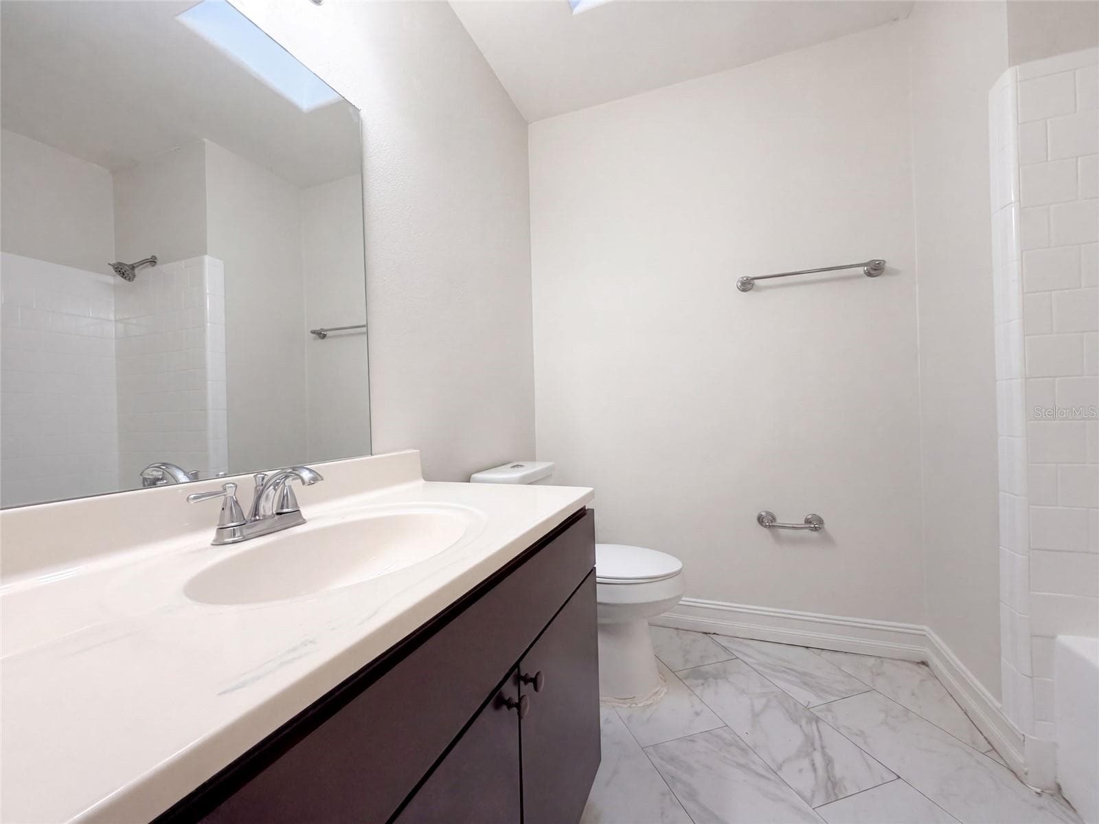 Single Family Residence at 601 CAROLYN DR, BRANDON, photo 20 of 30