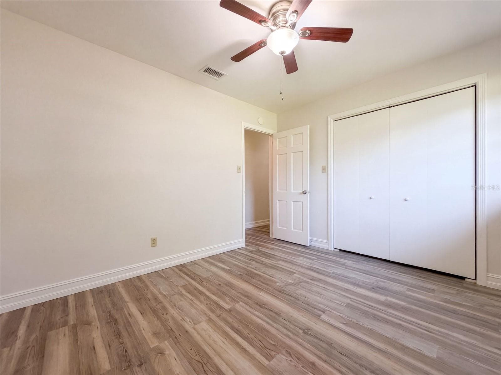 Single Family Residence at 601 CAROLYN DR, BRANDON, photo 25 of 30