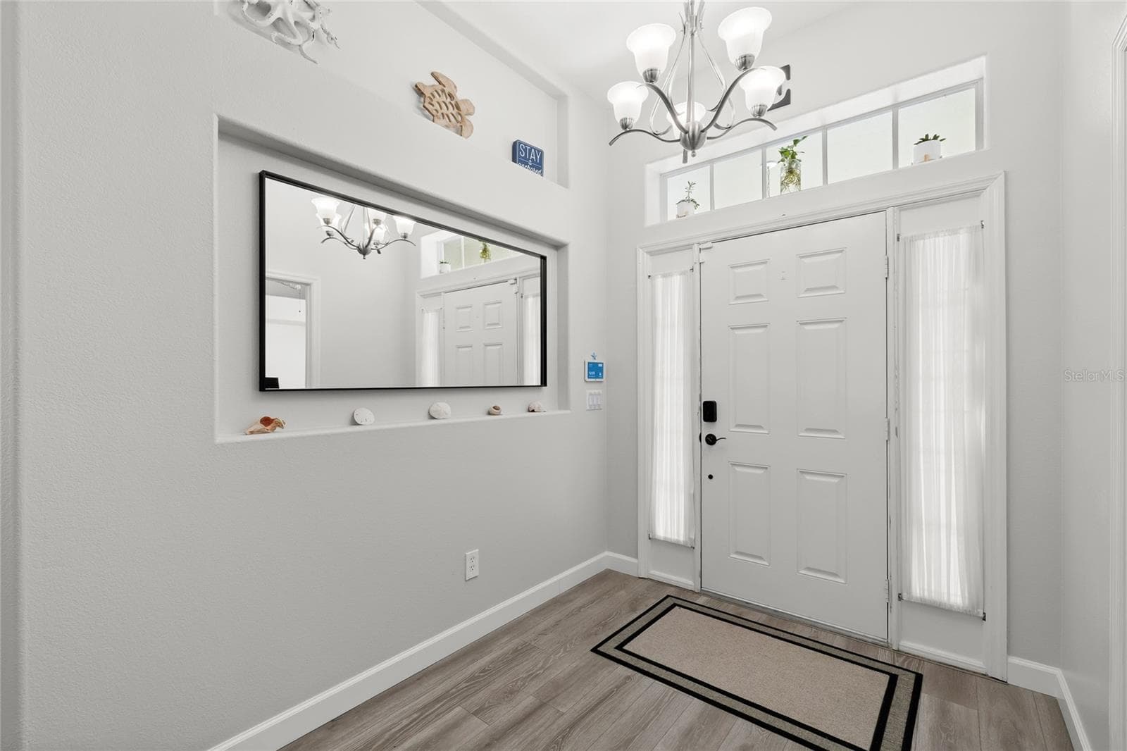 Single Family Residence at 147 COSTA LOOP, AUBURNDALE, photo 4 of 36
