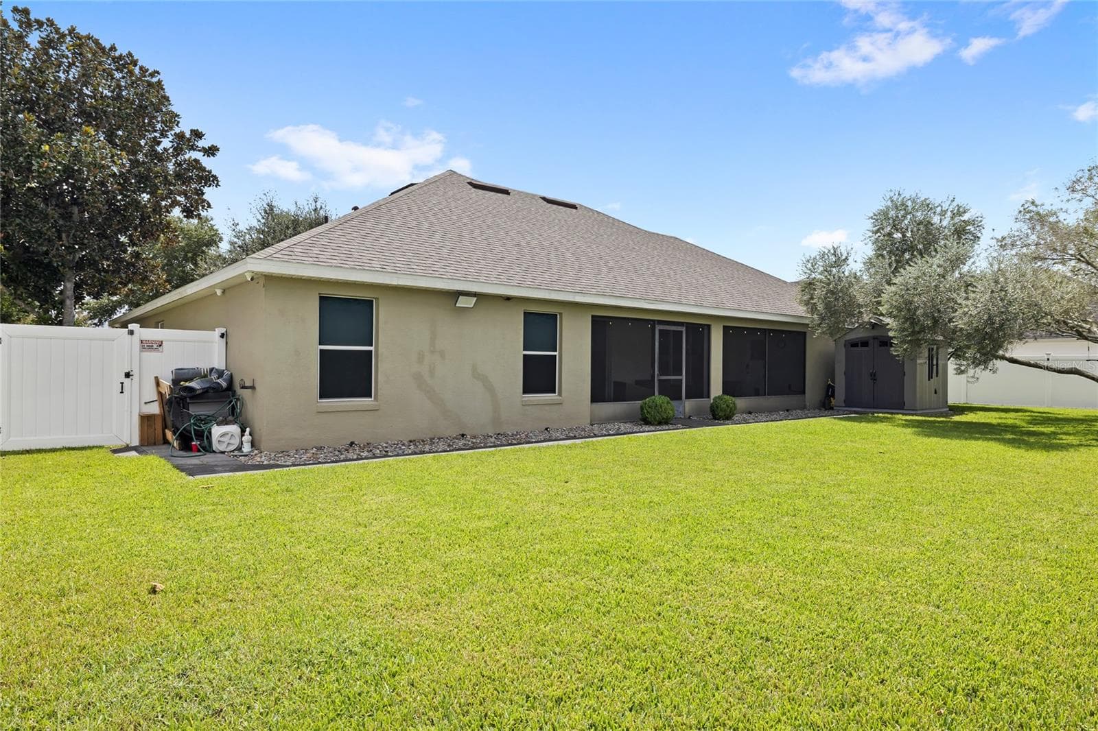 Single Family Residence at 147 COSTA LOOP, AUBURNDALE, photo 29 of 36