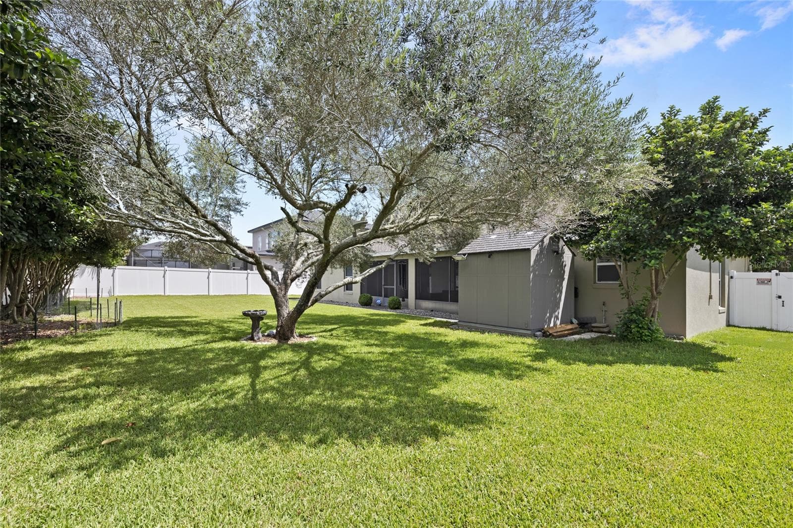 Single Family Residence at 147 COSTA LOOP, AUBURNDALE, photo 31 of 36