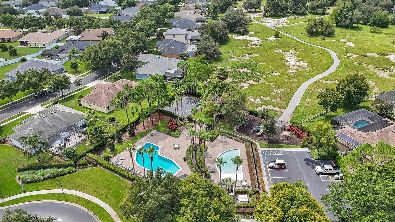 Single Family Residence at 147 COSTA LOOP, AUBURNDALE, photo 34 of 36