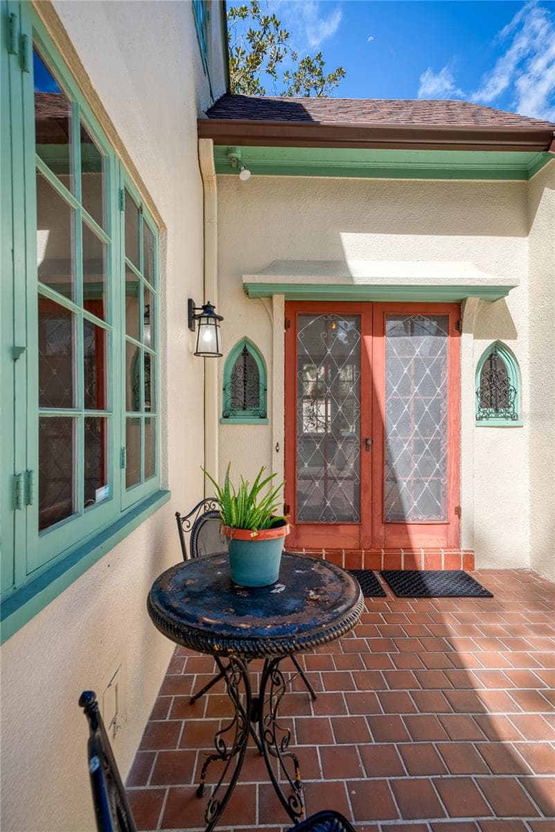 Single Family Residence at 1216 GOLDEN LN, ORLANDO, photo 5 of 54