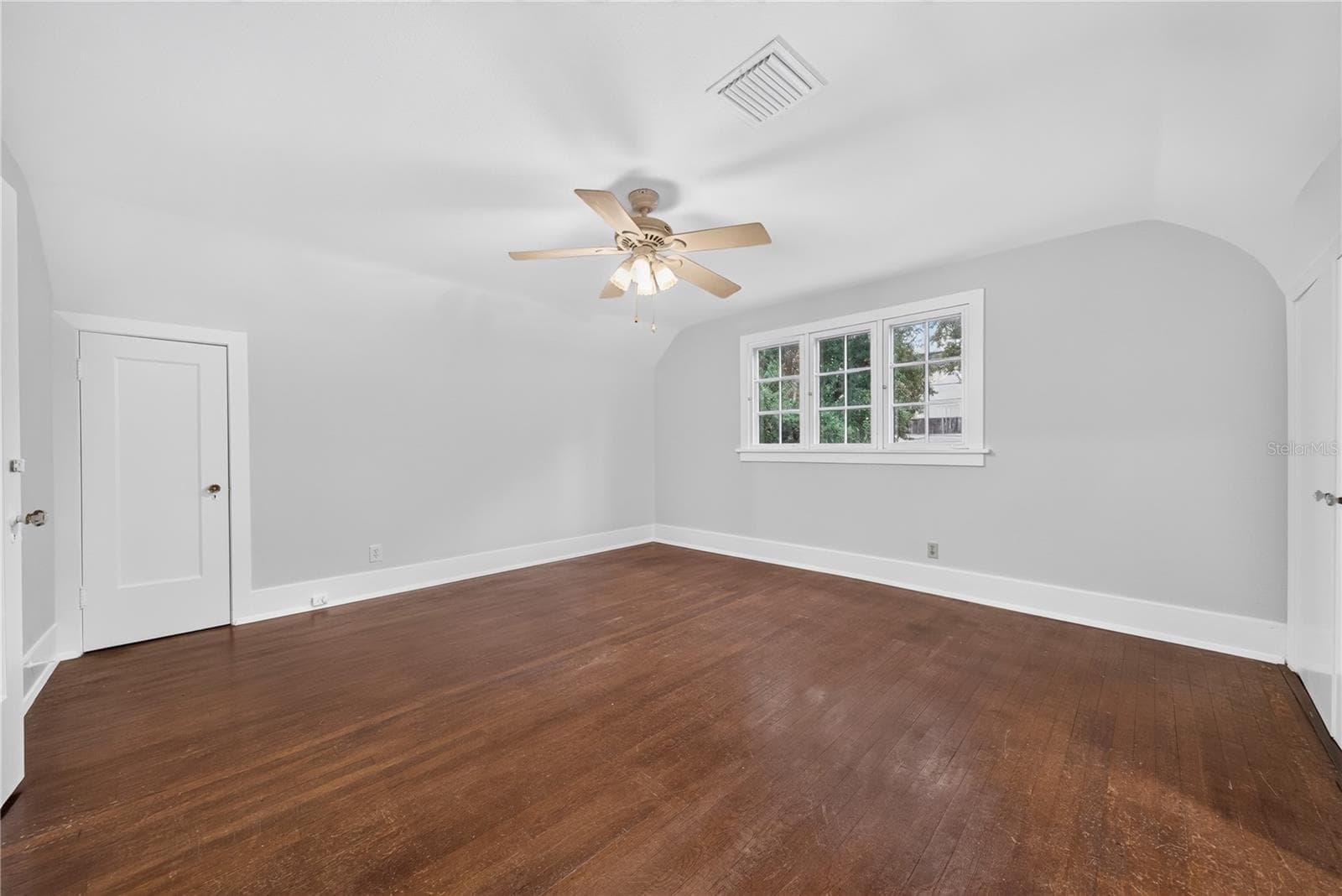 Single Family Residence at 1216 GOLDEN LN, ORLANDO, photo 29 of 54