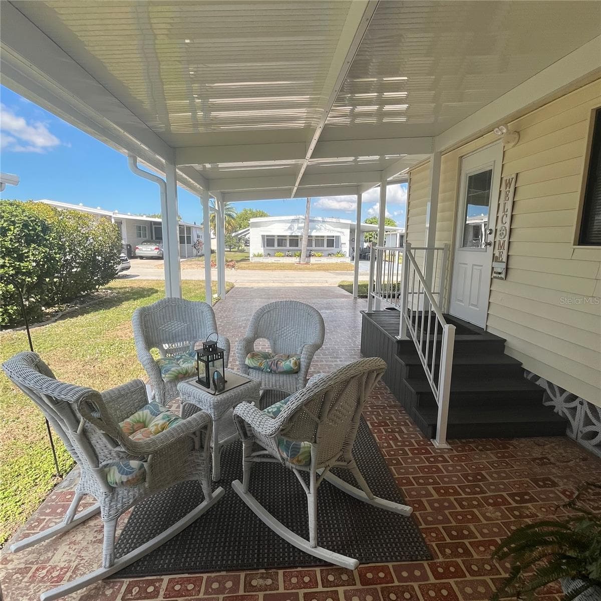 Manufactured Home at 808 53RD AVE E #209, BRADENTON, photo 10 of 40