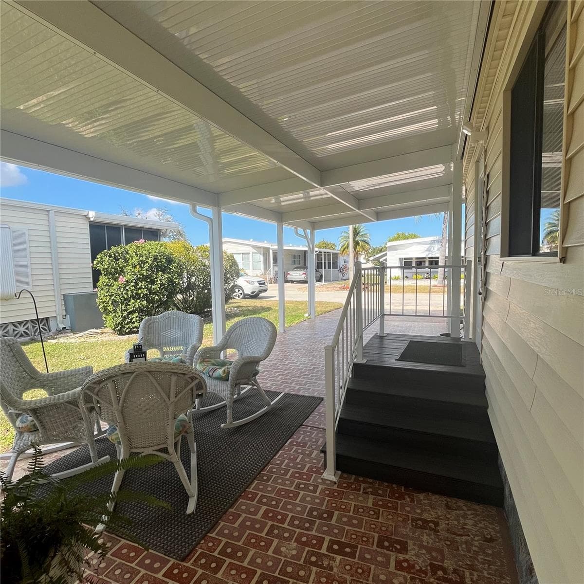 Manufactured Home at 808 53RD AVE E #209, BRADENTON, photo 11 of 40