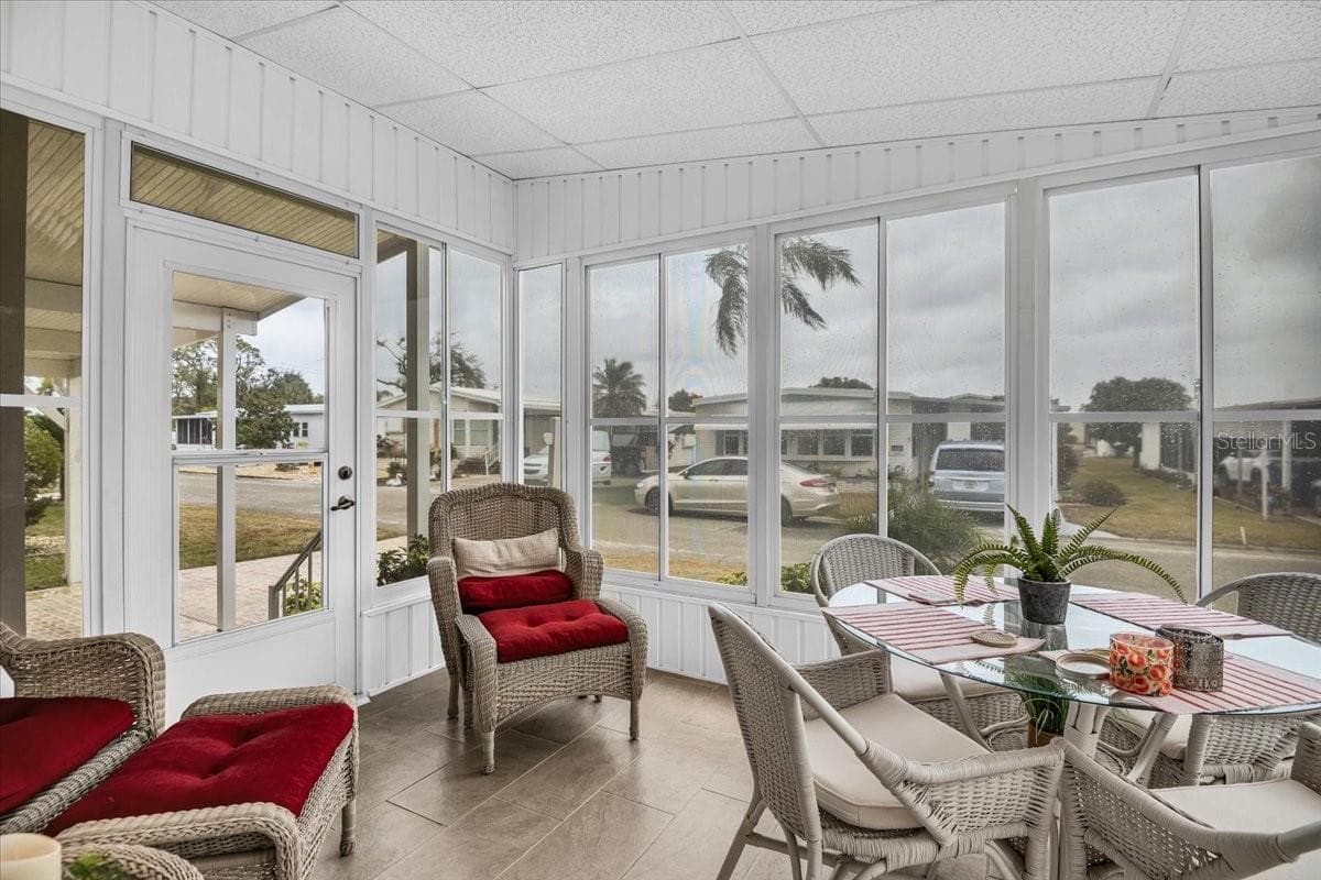 Manufactured Home at 808 53RD AVE E #209, BRADENTON, photo 29 of 40
