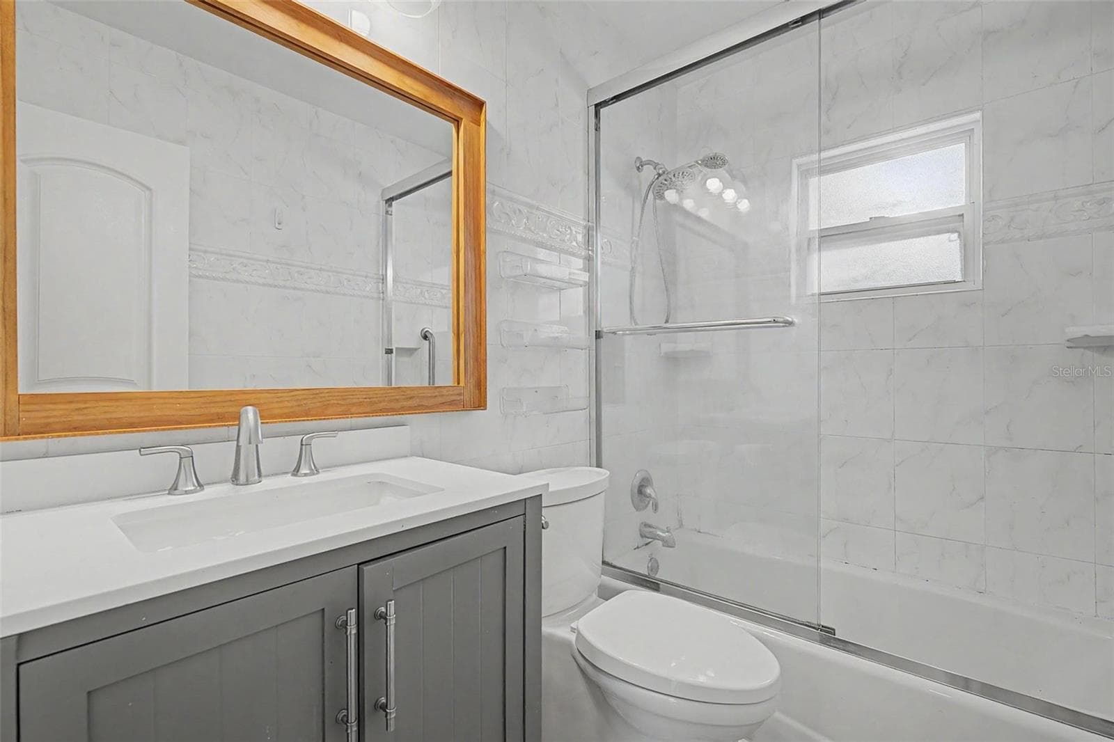 Single Family Residence at 1304 PARKWOOD ST, CLEARWATER, photo 9 of 35