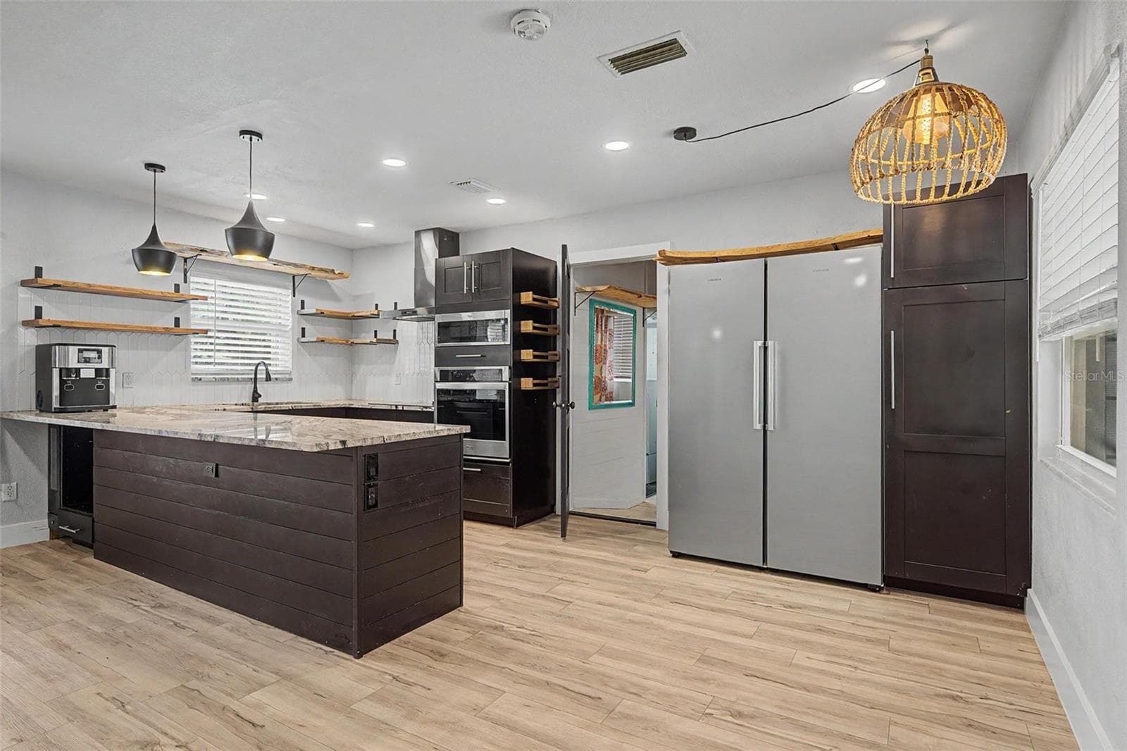 Single Family Residence at 1304 PARKWOOD ST, CLEARWATER, photo 19 of 35