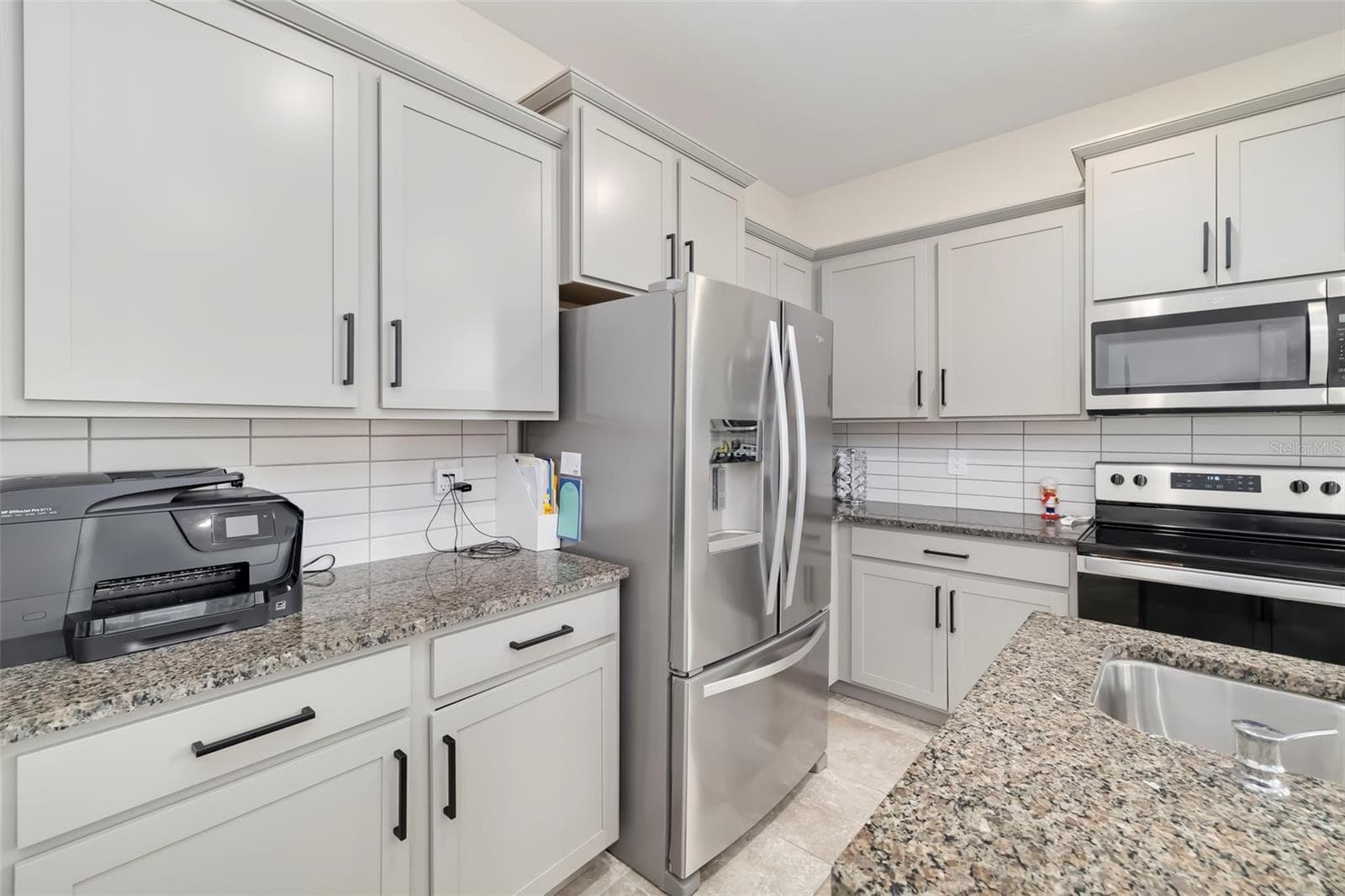 Townhouse at 6593 SERENITY FALLS LN, SARASOTA, photo 12 of 39