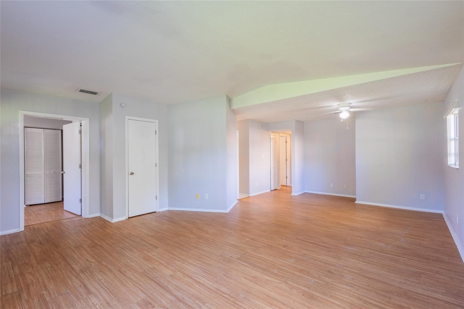 Single Family Residence at 8081 28TH AVE N, ST PETERSBURG, photo 5 of 31