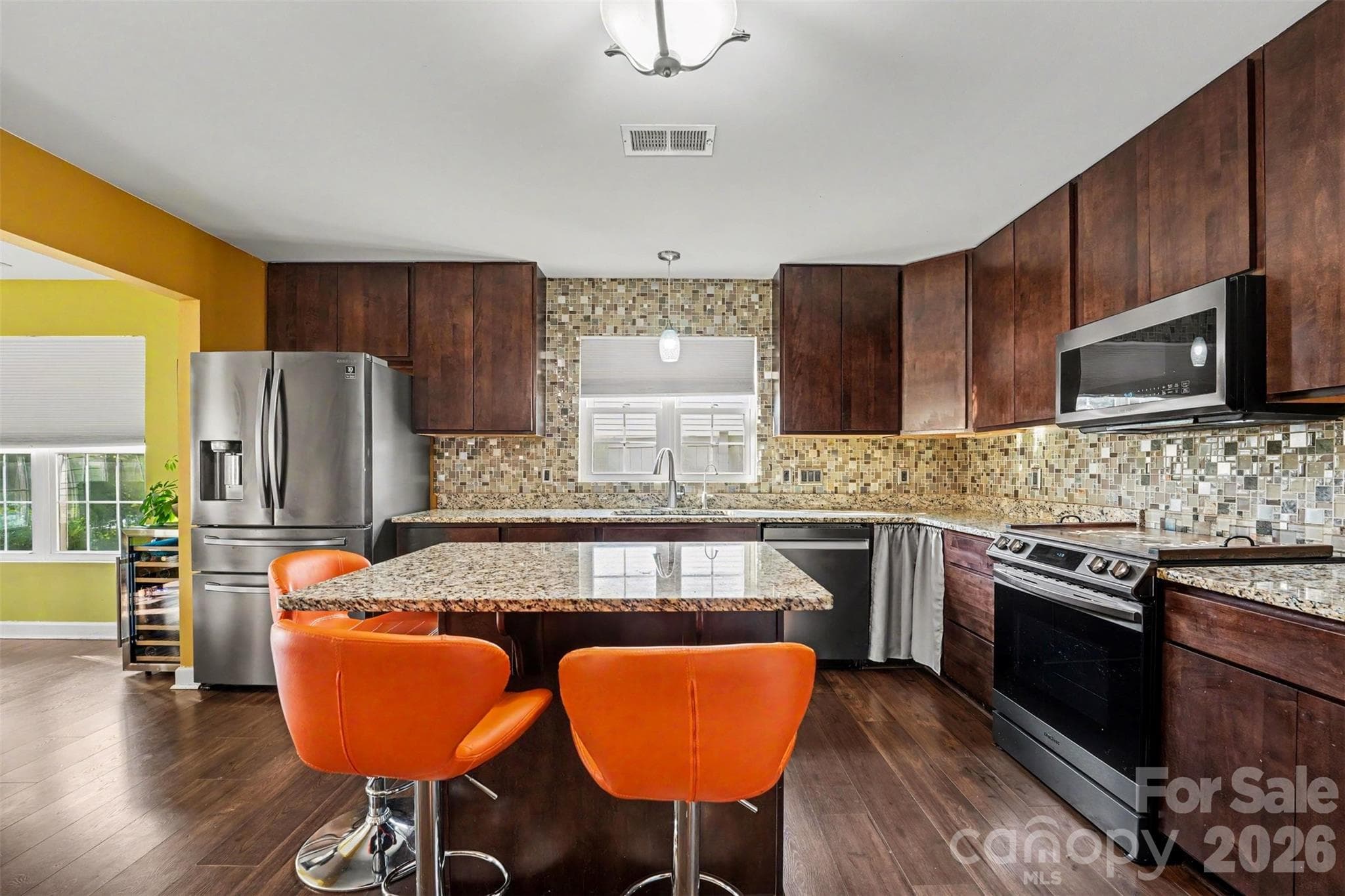 Single Family Residence at 3467 Judith Place, Denver, photo 10 of 39