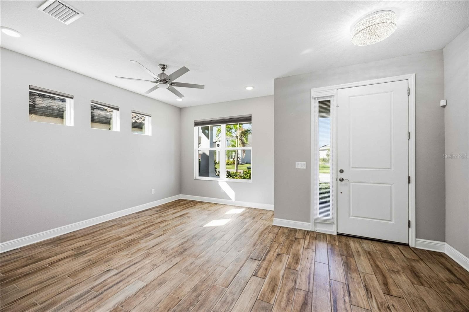 Single Family Residence at 4745 ANTRIM DR, SARASOTA, photo 5 of 39