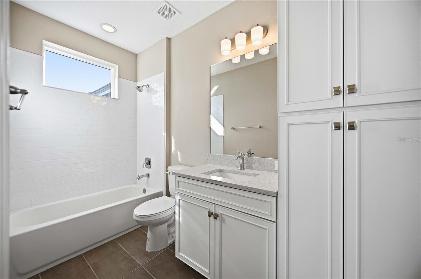 Single Family Residence at 4745 ANTRIM DR, SARASOTA, photo 22 of 39