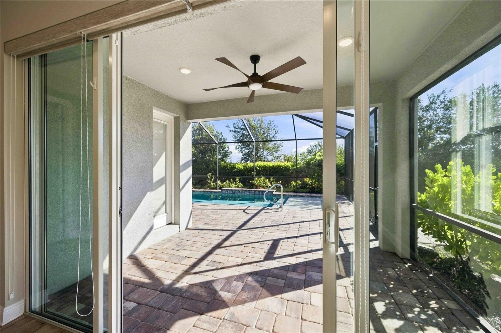 Single Family Residence at 4745 ANTRIM DR, SARASOTA, photo 31 of 39