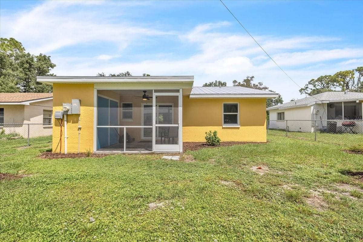 Single Family Residence at 537 CAPITOL ST, NORTH FORT MYERS, photo 24 of 35