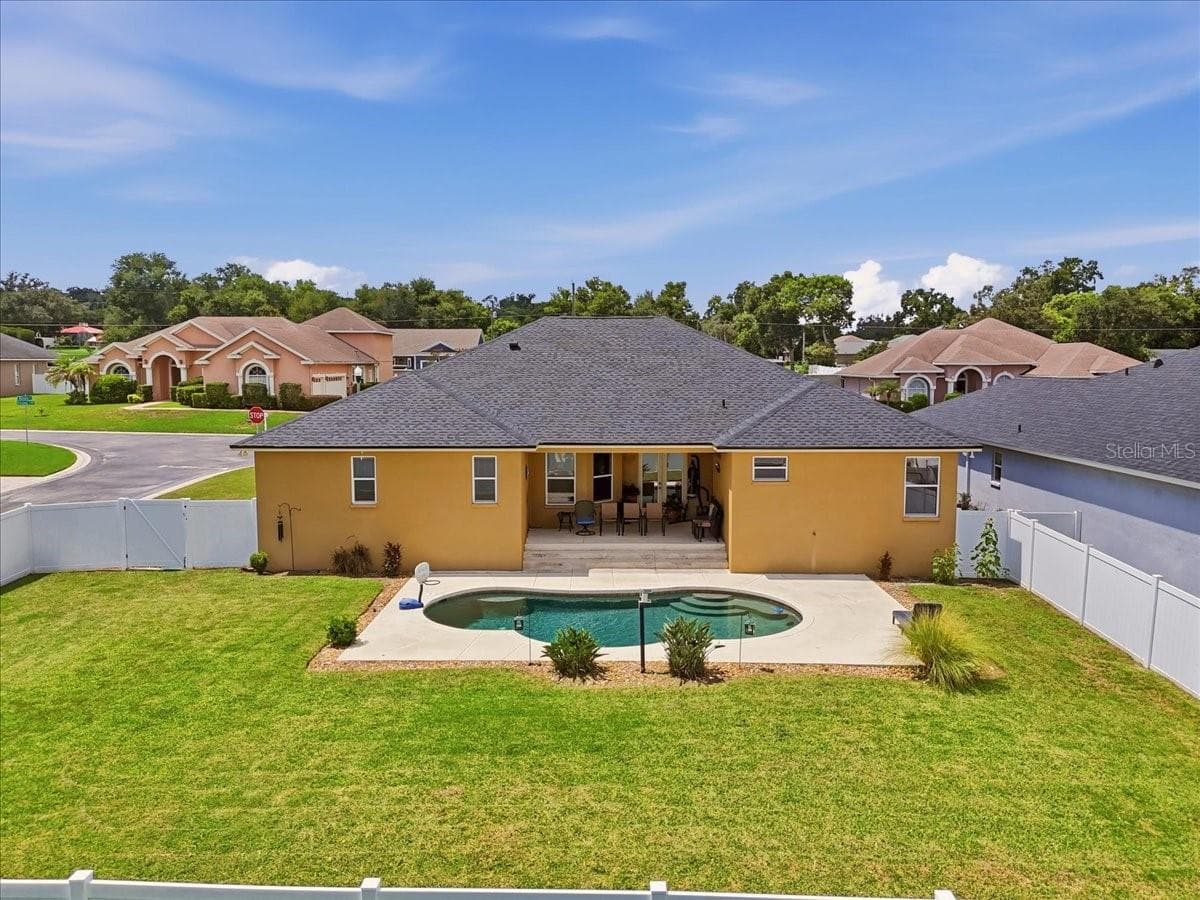 Single Family Residence at 5326 KINSLEY LN, LAKELAND, photo 2 of 53