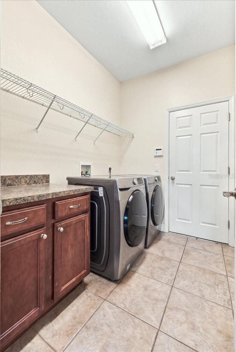 Single Family Residence at 5326 KINSLEY LN, LAKELAND, photo 31 of 53