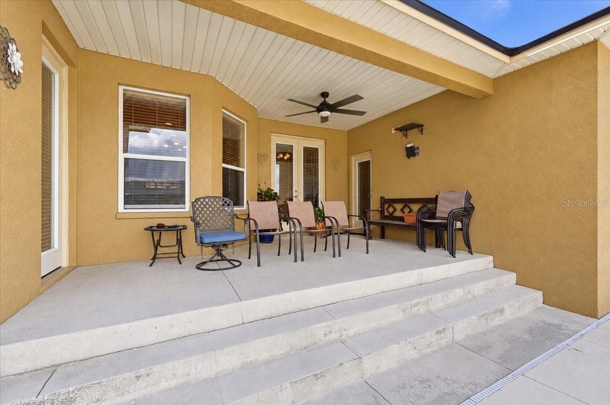 Single Family Residence at 5326 KINSLEY LN, LAKELAND, photo 32 of 53