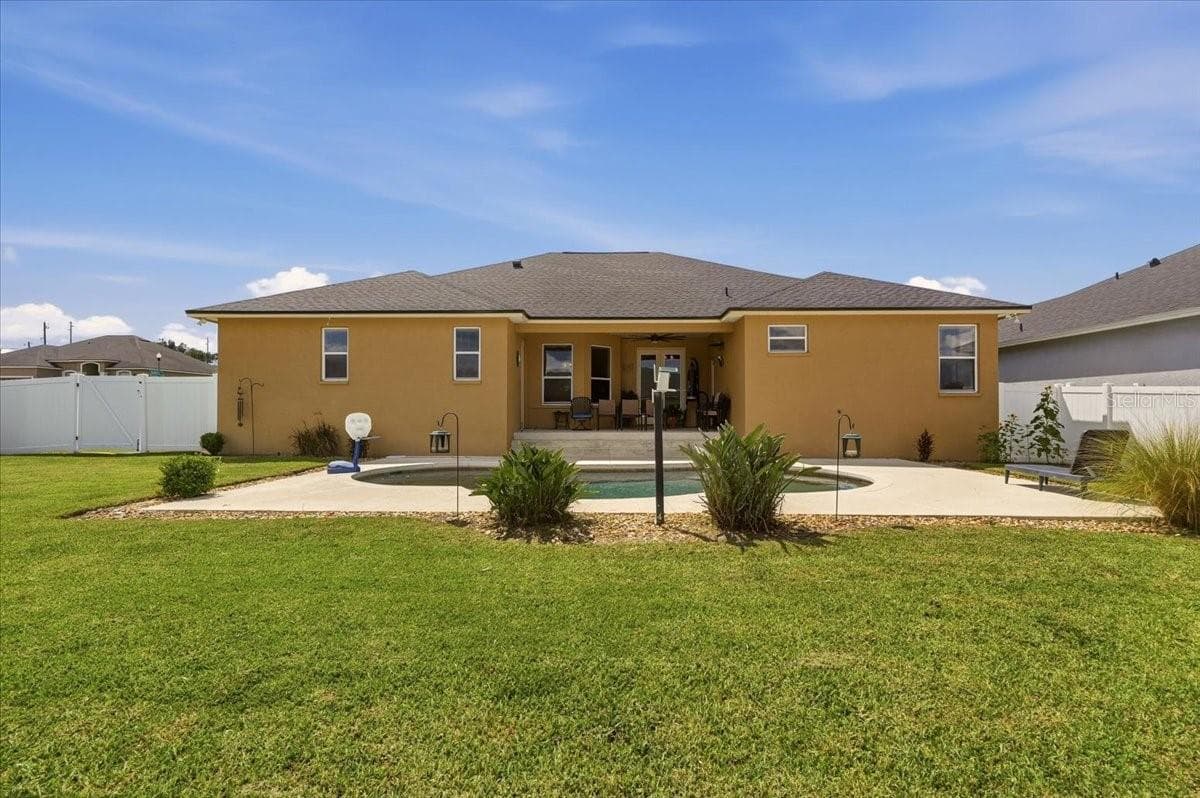 Single Family Residence at 5326 KINSLEY LN, LAKELAND, photo 47 of 53