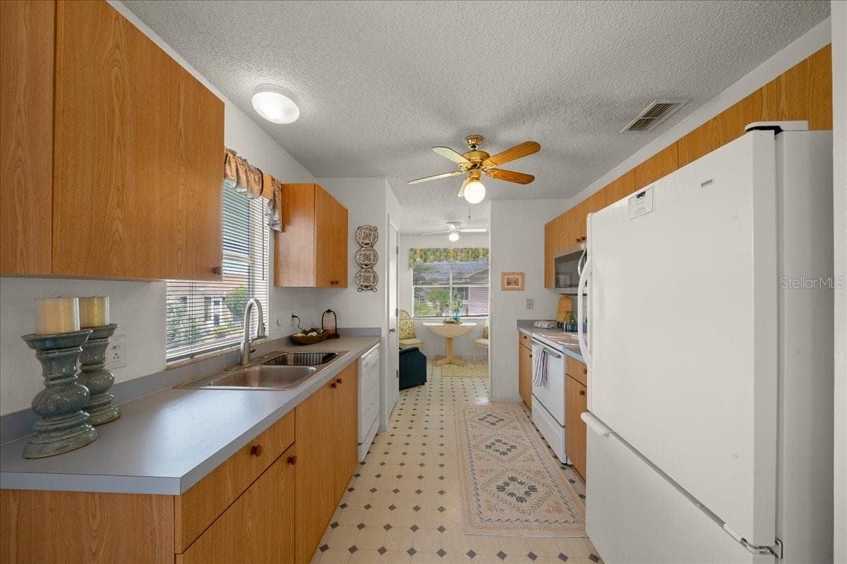 Kitchen - 1410 SANCHEZ CT, THE VILLAGES