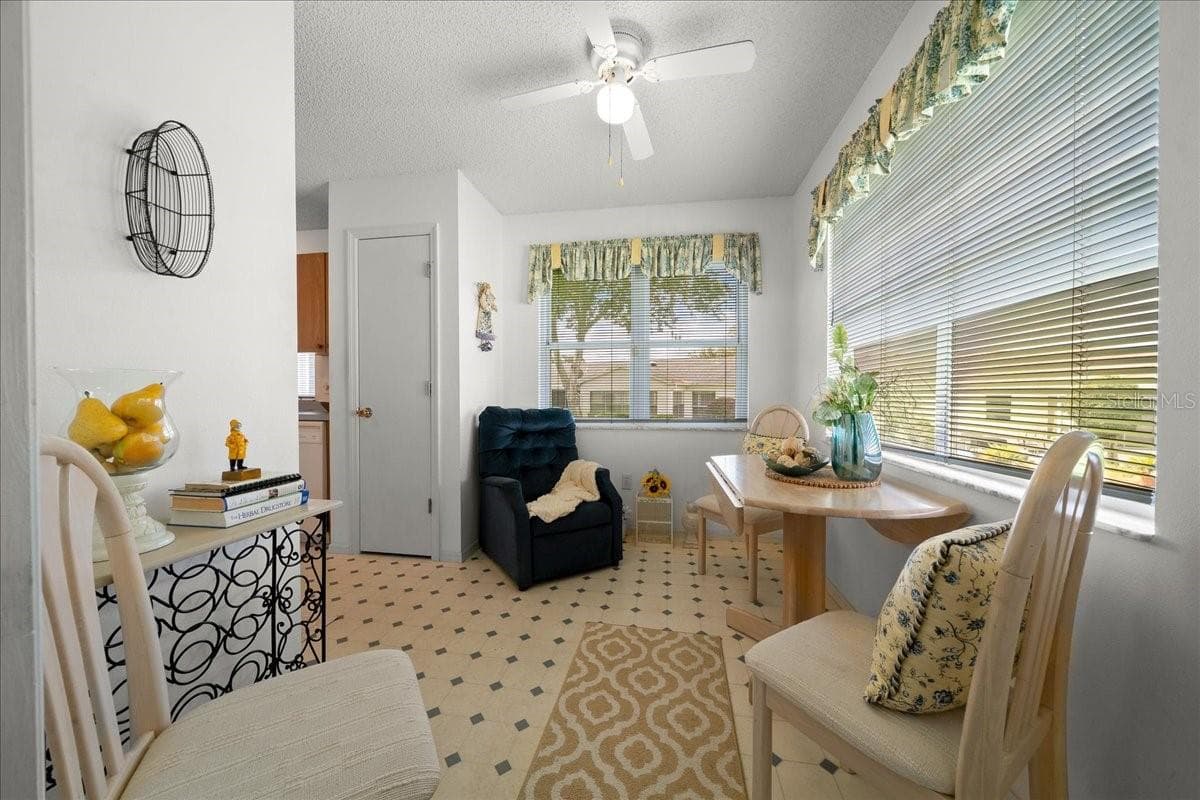 Kitchen Nook - 1410 SANCHEZ CT, THE VILLAGES
