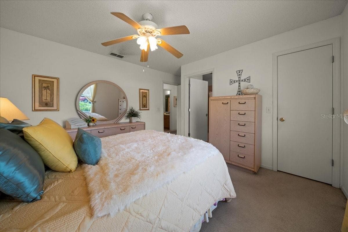 Ceiling Fan in Primary Bedroom - 1410 SANCHEZ CT, THE VILLAGES