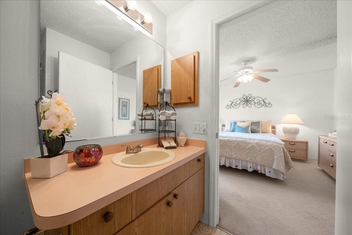 Primary Bathroom - 1410 SANCHEZ CT, THE VILLAGES